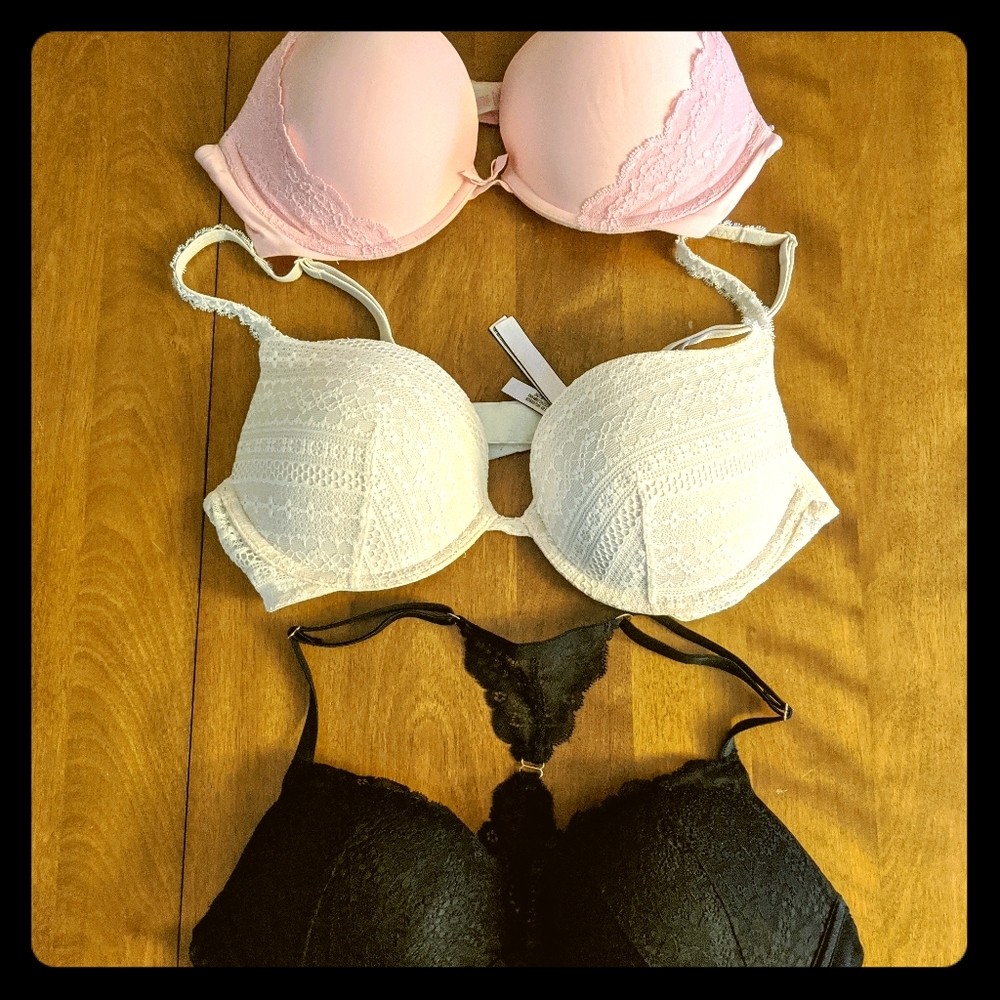Victoria's secret and Pink 36C bras